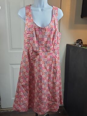 Sleeveless Pink Patterned Midi Dress